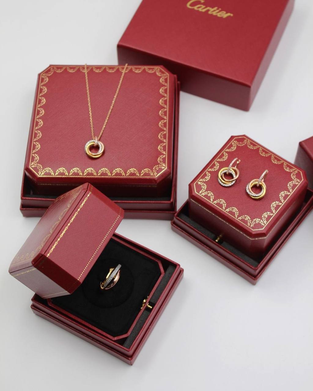 Скупка Cartier