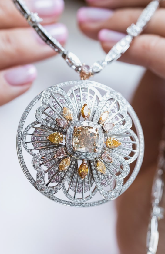 Скупка De Beers