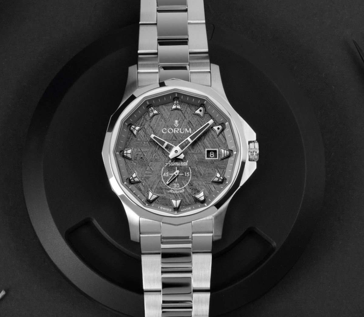 Скупка часов Corum